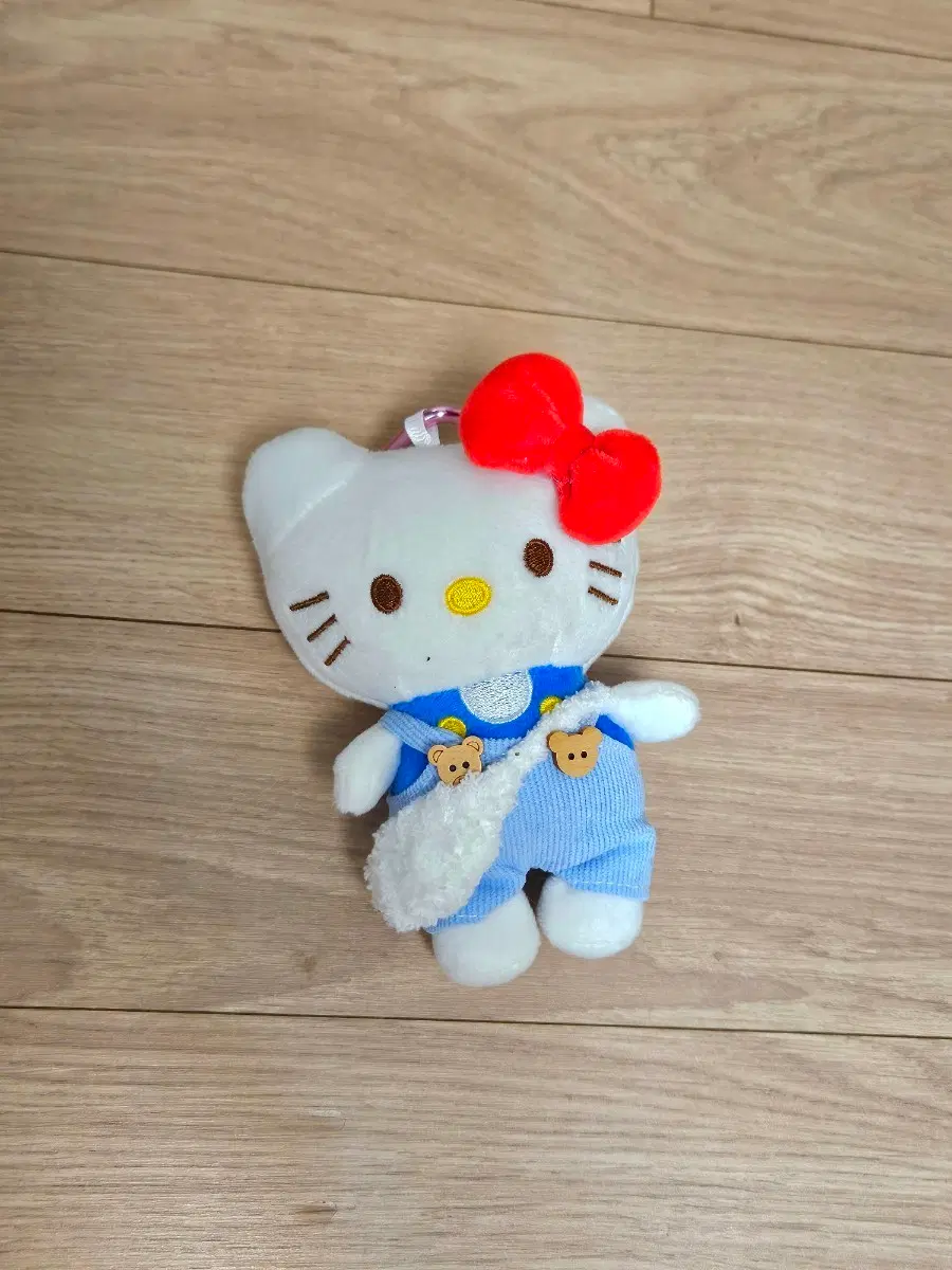산리오 헬로 키티 멜빵 인형 키링