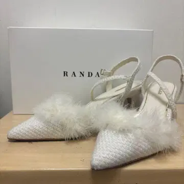 [새상품급] RANDA 퍼 뮬 샌들 박스 포함