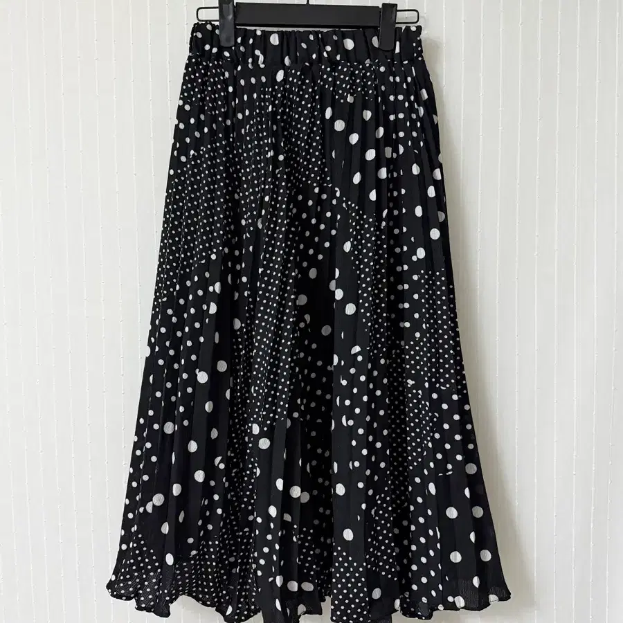 빈티지 도트 패턴 롱 스커트