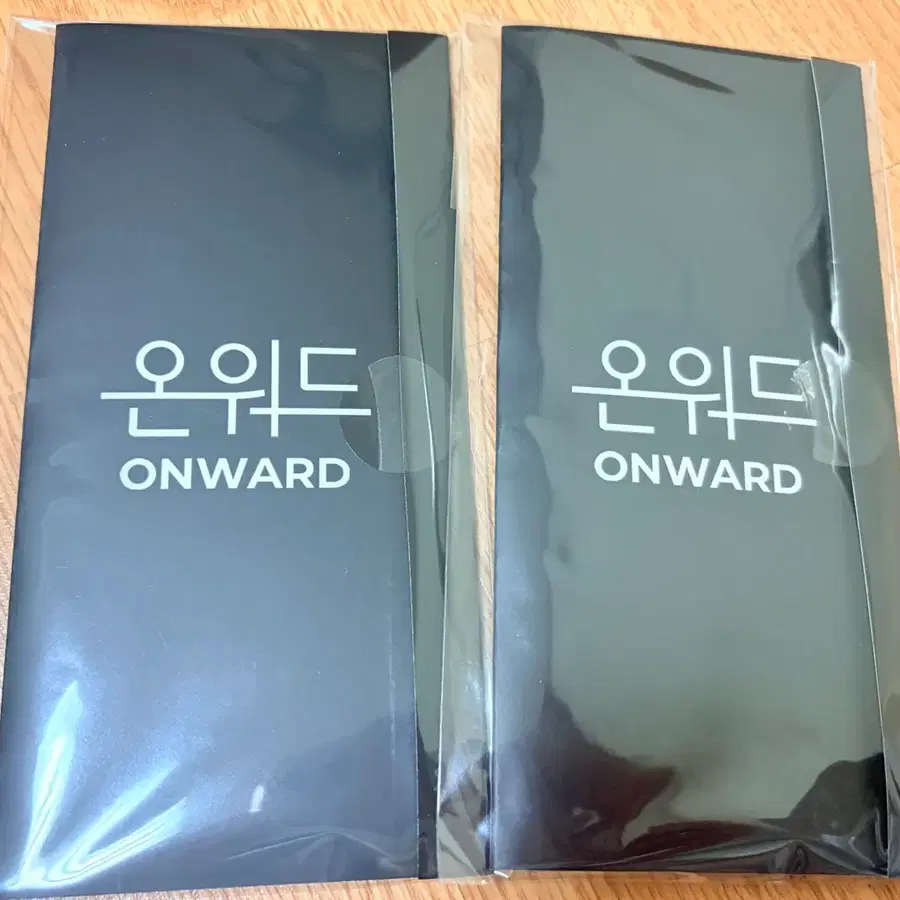 온앤오프 권세아 이하윤 사원증