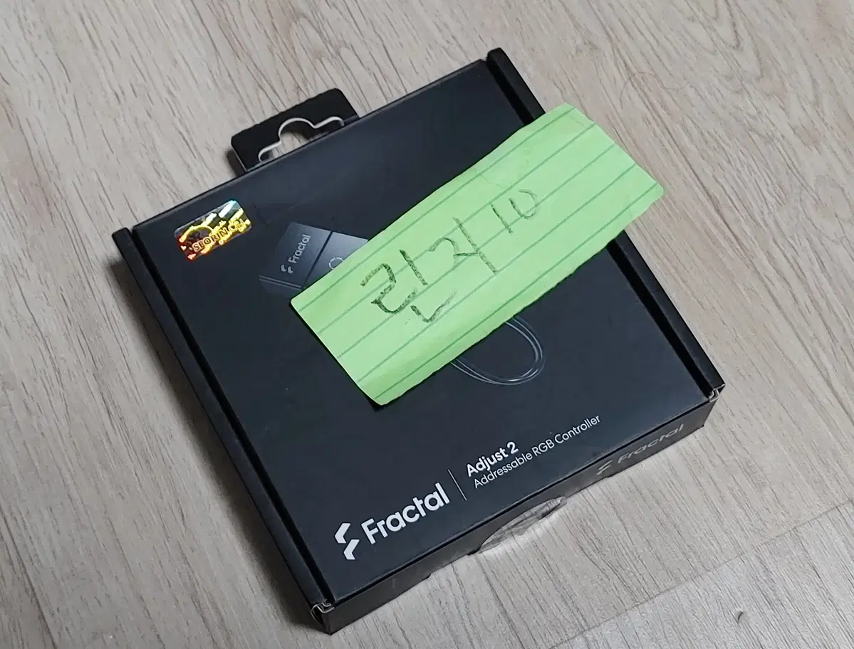 프렉탈디자인 Fractal Design Adjust 2 ARGB 컨트롤러 풀박스 팝니다