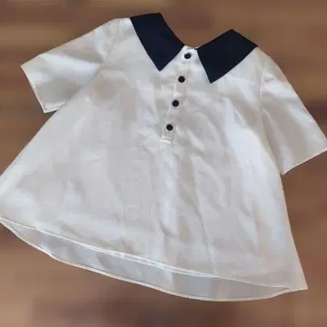 JENNE 바이컬러 카라 부착 반팔 블라우스 화이트 x 네이비 M 사이즈