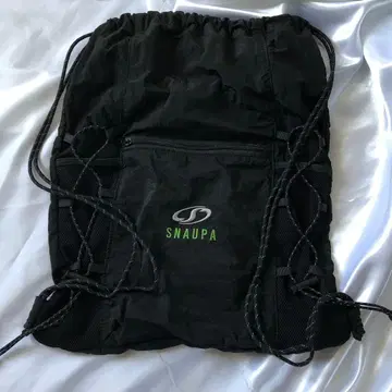 [Snap club] 로고 자수 나일론 더블 드로우코드 냅색