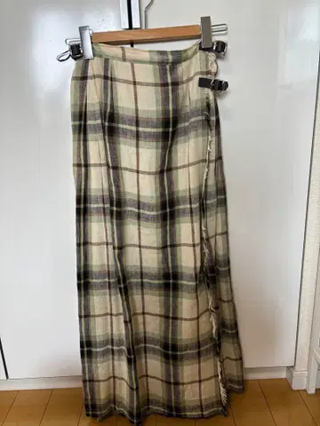 O'NEIL TUCK SKIRT