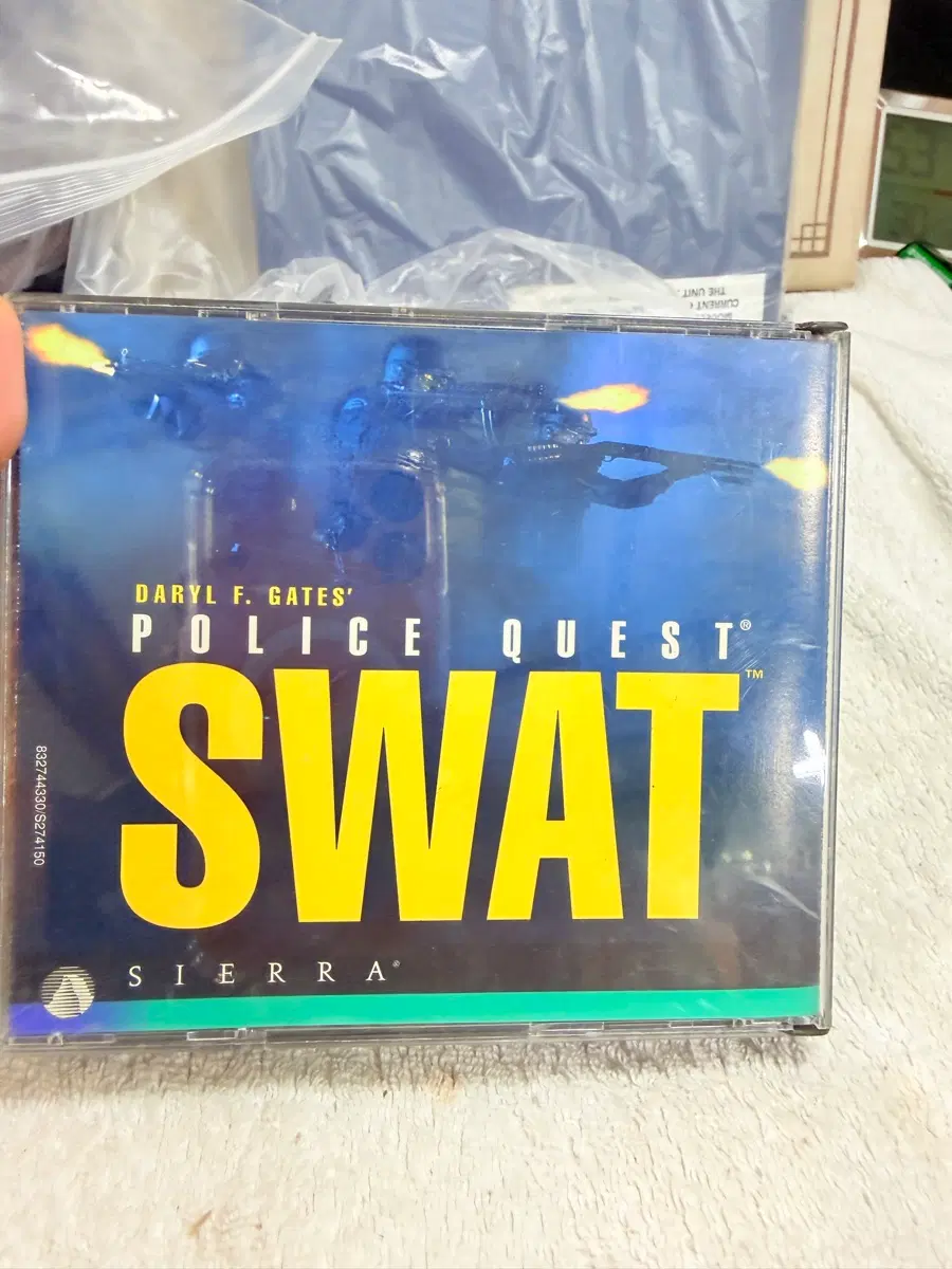 PC게임,폴리스퀘스트,SWAT,4disc,영어판