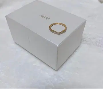 AHKAH V자 반지 스톤 포함 골드 컬러