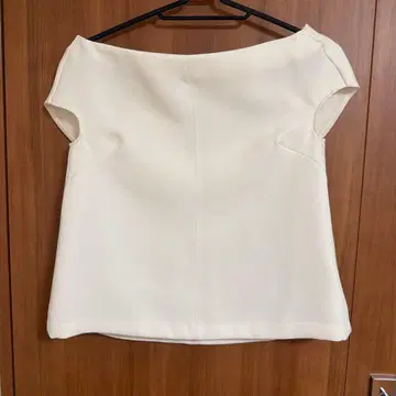 roughlow Linea bella tops 오프숄더