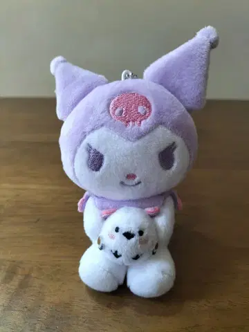 [ 홋카이도 한정 ] 쿠로미 봉제 인형 마스코트 키링