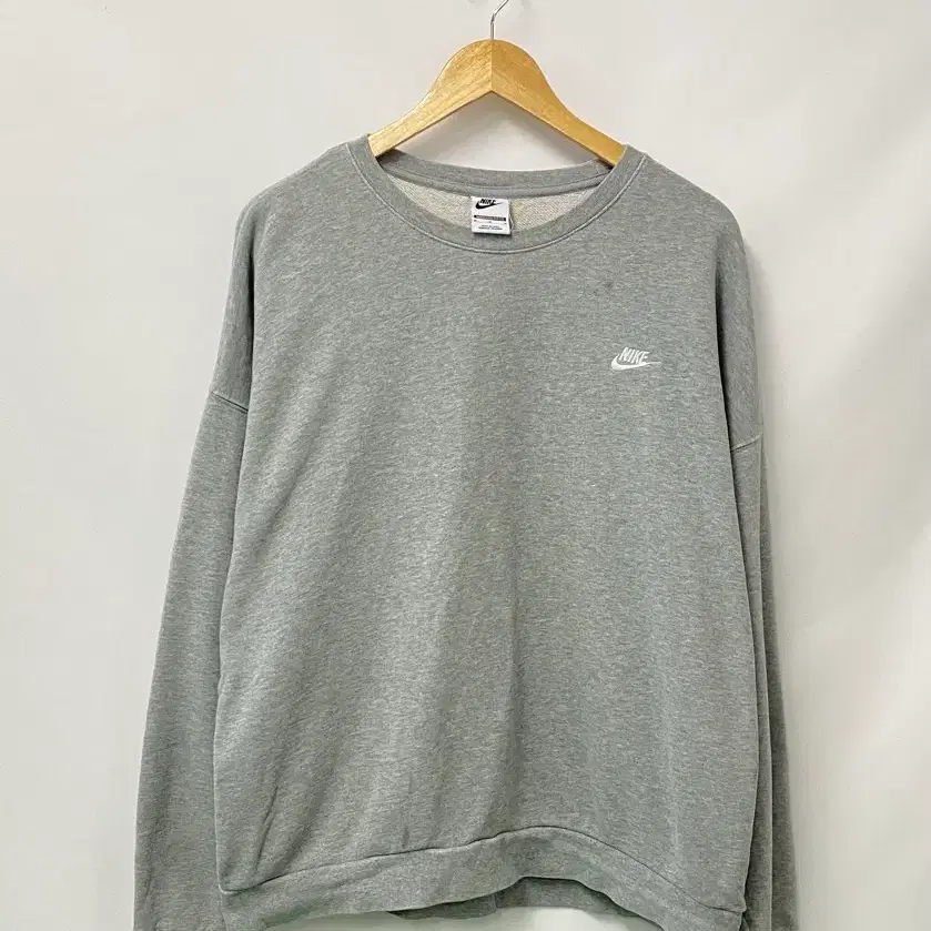 122.나이키 클럽 플리스 오버사이즈 크루맨투맨