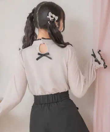 [새상품급] ROJITA 라메 골지 상의 프리 리본 레이스 히메 스타일 양산형