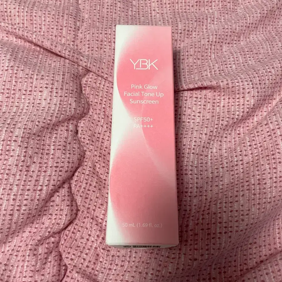 YBK 핑크 글로우 페이셜 톤업 선스크린 SPF50+ PA++++