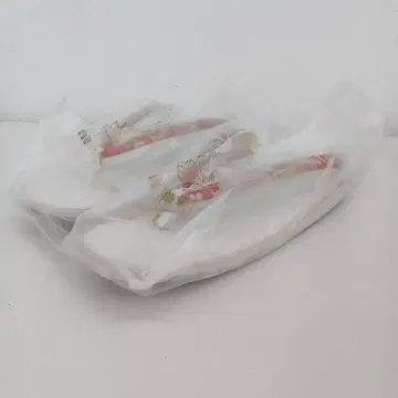 [ 이62 ] 여성용 가죽 조리 화이트 x 레드