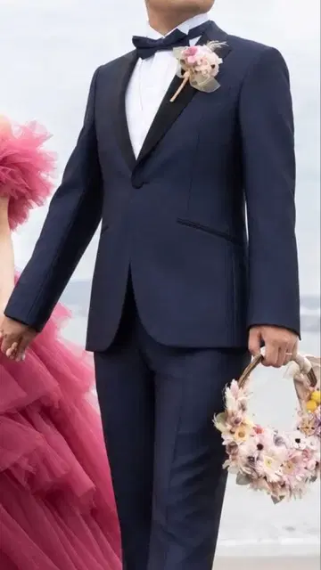 백 포함 ELLE MARIAGE TIMEO 턱시도 와타베 웨딩