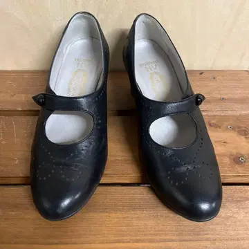 긴자 요시노야 펌프스 블랙 22cm