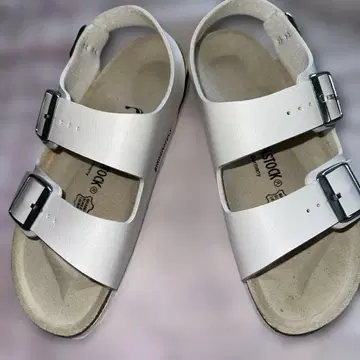 BIRKENSTOCK 샌들 화이트 38