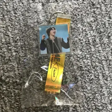 대성 은색 테이프풍 키홀더 도쿄