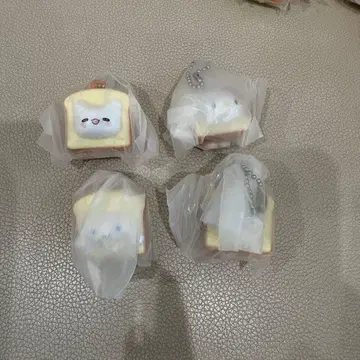 캡슐 토이 산리오 식빵즈