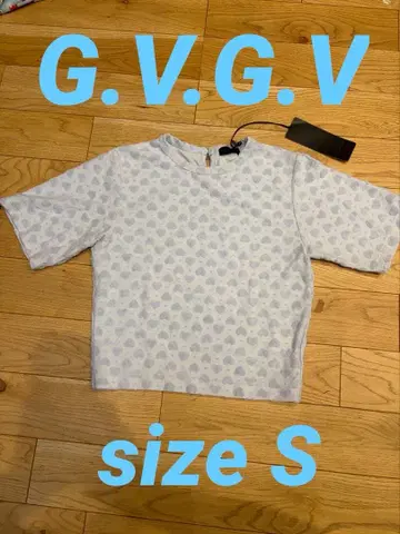 G.V.G.V. 하트 무늬 파일 원단 T셔츠 스카이블루