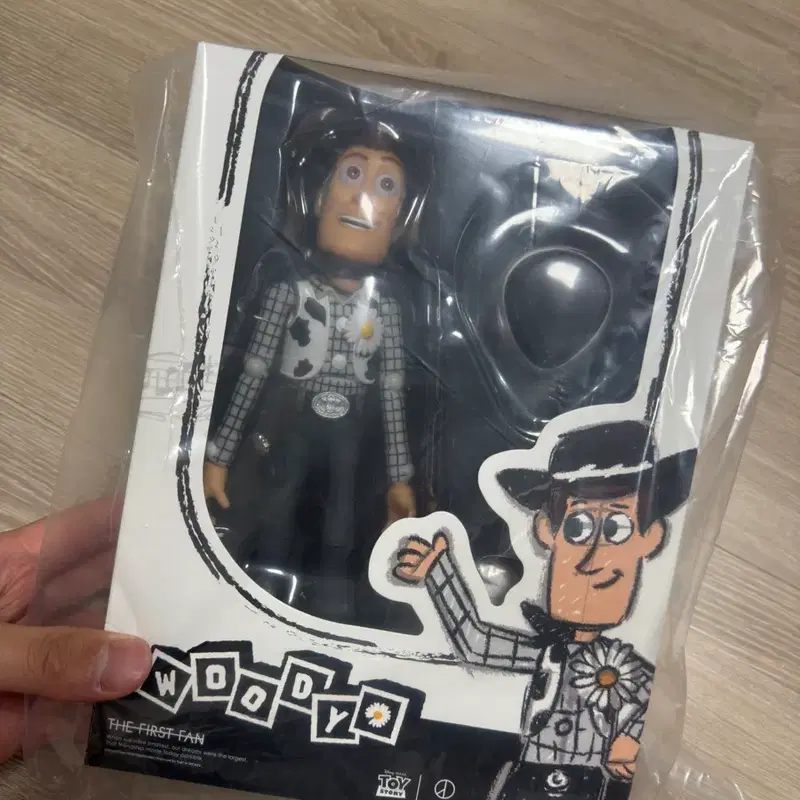 (즉시발송)토이스토리 피스마이너스원 우디 액션 피규어