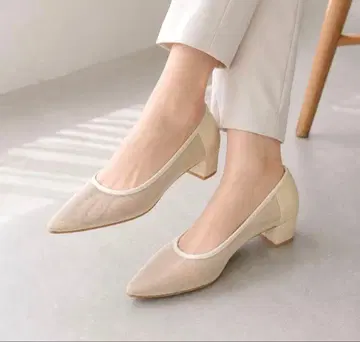 펌프스 24cm 베이지 시어 메쉬 새상품급