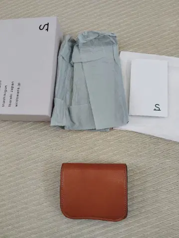 와일드 스완스 팜 풀 그레인 브라이들 가죽 런던 컬러