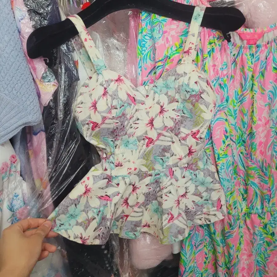 수입플라워 패턴 프릴 탑