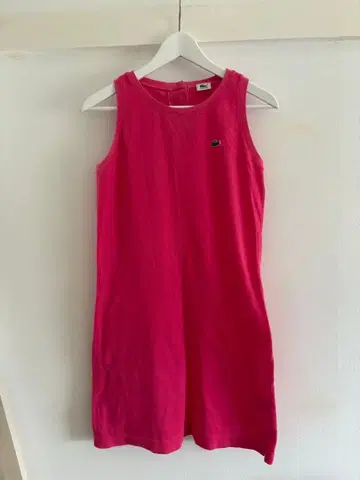 LACOSTE 슬리브리스 원피스 핑크
