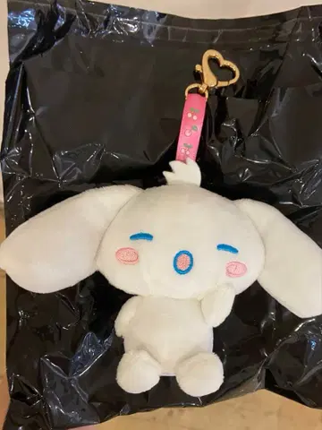 산리오 퍼니 페이스 봉제 인형 마스코트 시나모롤 시크릿