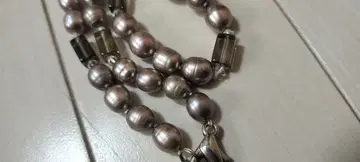 그레이 펄 목걸이