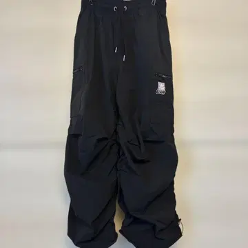 미사용 adidas Originals 카고 팬츠 M 블랙