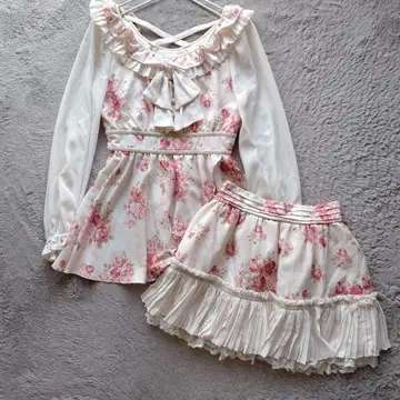LIZ LISA 꽃무늬 프릴 셋업 블라우스 치마바지 히메 스타일
