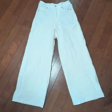 Levi's 화이트 데님 와이드 팬츠
