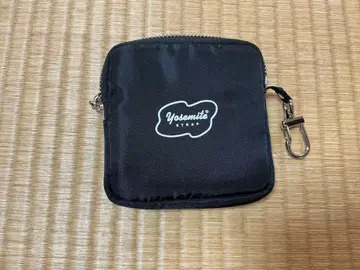 YOSEMITE 스트랩 미니 파우치 카라비너 포함 블랙