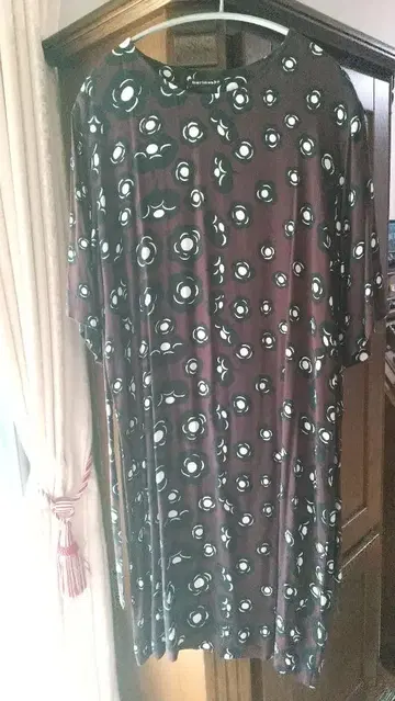 marimekko 원피스 무릎 기장 브라운 꽃무늬 소매 약간 김