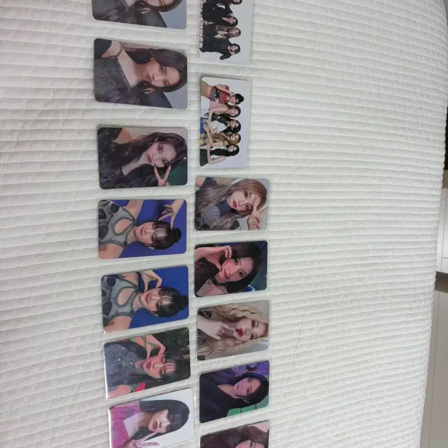프랭크버거 아이들 포카와  누드 탈색 슈화 퀸카 민니