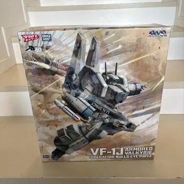 [ 미개봉 ] 1/72 VF-1J 아머드 발키리