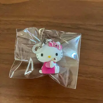 헬로키티 키링 핑크 서티원