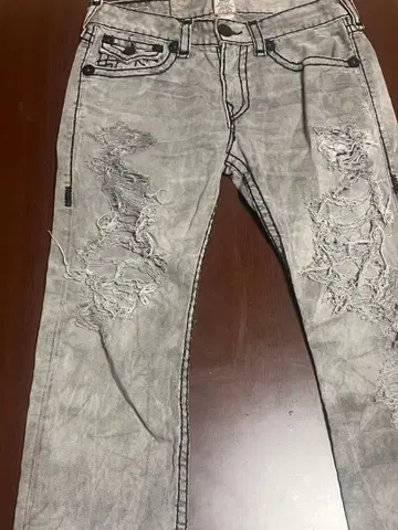 정품 True Religion 데미지 가공 데님 초레어템
