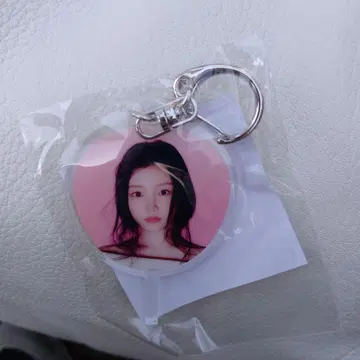 ILLIT 아크릴 사진 참 키링