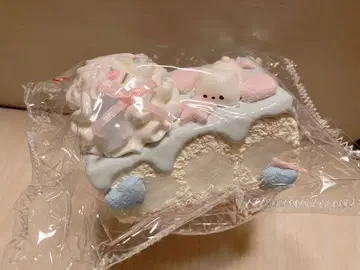 kikisquishy 인기 고양이 몽환룩 단면 케이크 스퀴즈