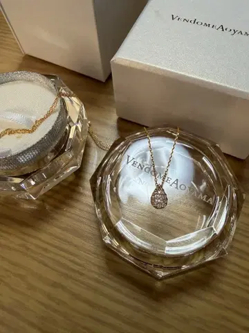 VENDOME AOYAMA 목걸이 드롭 모티브