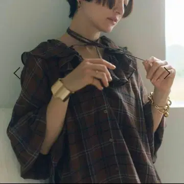 인기 상품 타카야마 미야코 프릴 블라우스 브라운