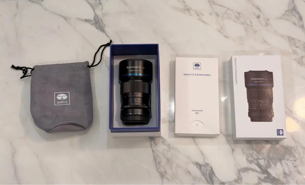 시루이 아나모픽 1.33x f1.8 55mm 렌즈 민트급