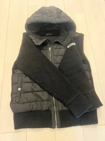 Belinda 다운 자켓 블랙 M 사이즈