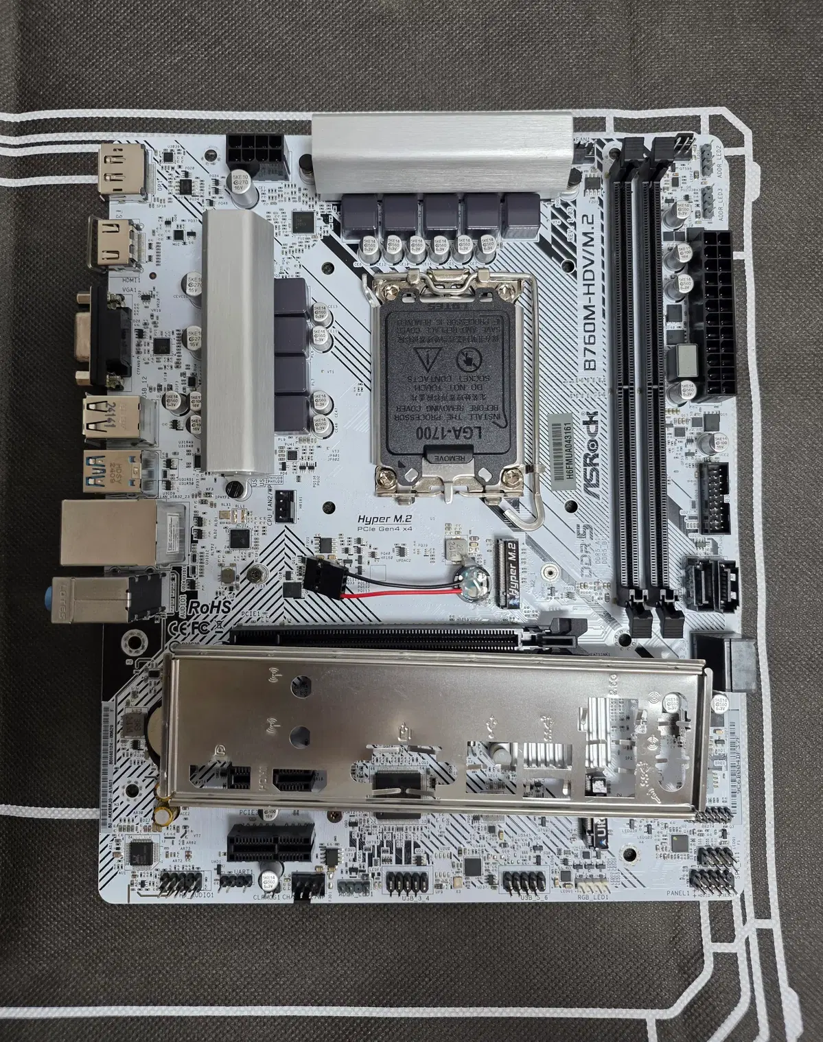 [무료배송] ASRock B760M-HDV/M.2 DDR5 화이트 보드