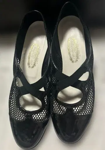 긴자 요시노야 여성용 펌프스 블랙 메쉬 웨지솔