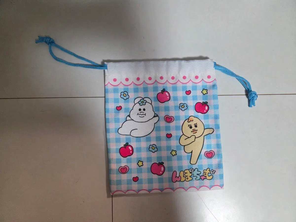음뽀챠무 파우치