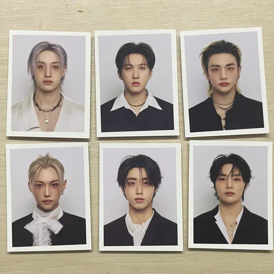 스트레이키즈 6기 키트 증사