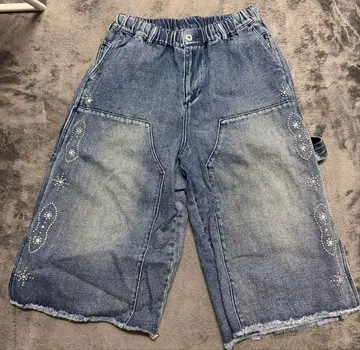 DankeSchon/단케 쇤/STUDS W-KNEE SHORTS