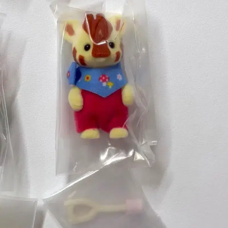 실바니안 비밀의숲 F상 쿠지 블라인드백 기린